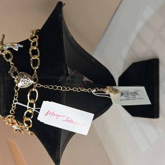 🔹️Betsey Johnson 🔹Nautical  Seashell Charm Necklace, Bracelet Ring Earring Set - Picture 6 of 17